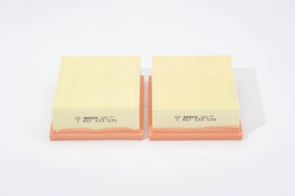 BOSCH Luftfilter - P315888 - ktm, seat, vw - OE 030 129 620 C, 030 198 620, 603 06 015 000