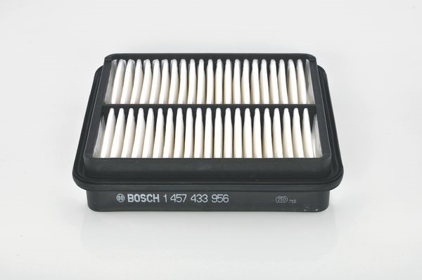 BOSCH Luftfilter - P315989 - chevrolet, suzuki - OE 13780 65D10 000, 13780 77E00 000, 13780 77E00
