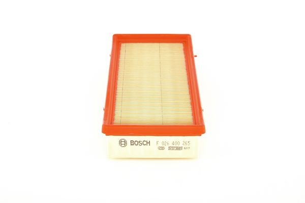BOSCH Luftfilter - P323150 - opel agila b, suzuki splash, swift iii, swift iv - OE 13780 62J50 000, 13780 62J51 000, 13780-62J50