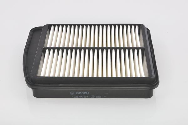 BOSCH Luftfilter - P580331 - suzuki grand vitara i - OE 13780-52D00, 13780-52D10