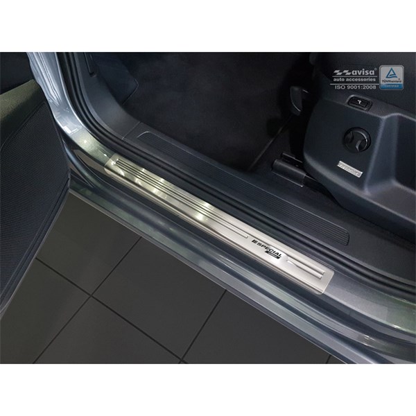 Instegslist, Fram och bak - P1024632 - vw touran