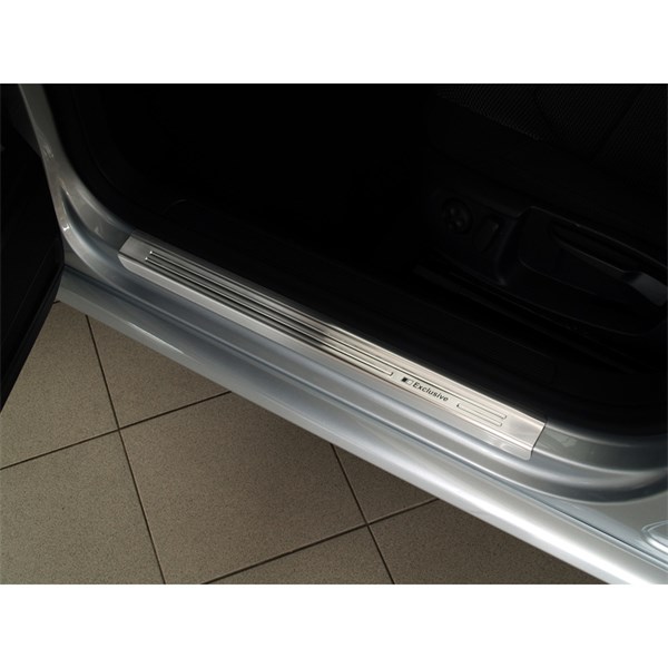 Instegslist, Fram och bak - P1024635 - vw passat b6, passat b6 variant, passat b7, passat b7 variant