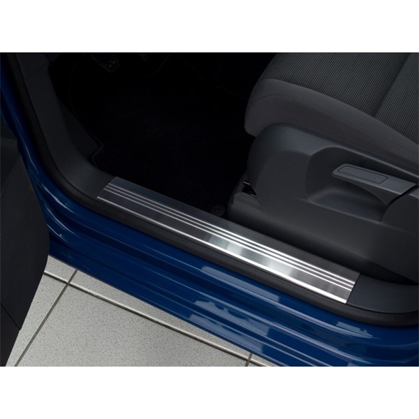 Instegslist, Fram och bak - P1024670 - vw touran