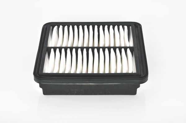 BOSCH Luftfilter - P1111833 - suzuki jimny terrängbil täckt - OE 13780 84A00 000, 13780-84A00