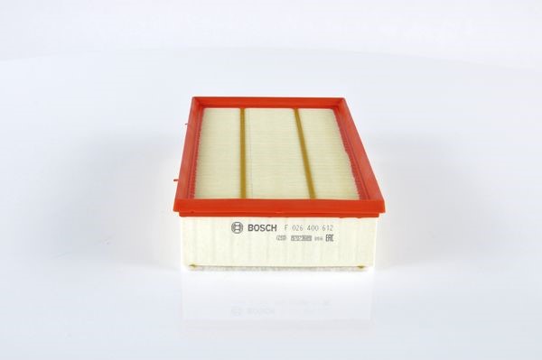 BOSCH Luftfilter - P1111855 - citroën c5 iii, c5 break iii, c6, peugeot 407 coupé - OE 1444 TG